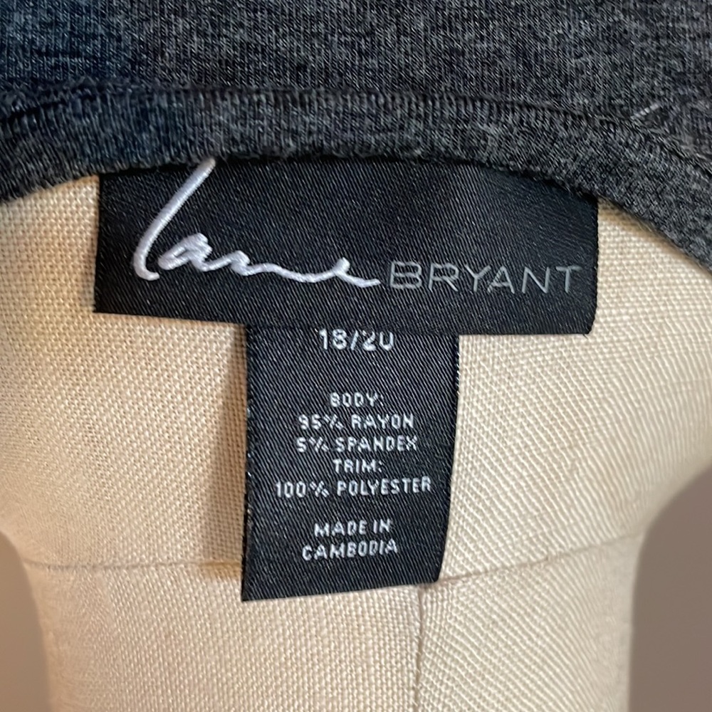 Lane Bryant long sleeve asymmetrical lightweight tunic with sheer bottom - Picture 5 of 5